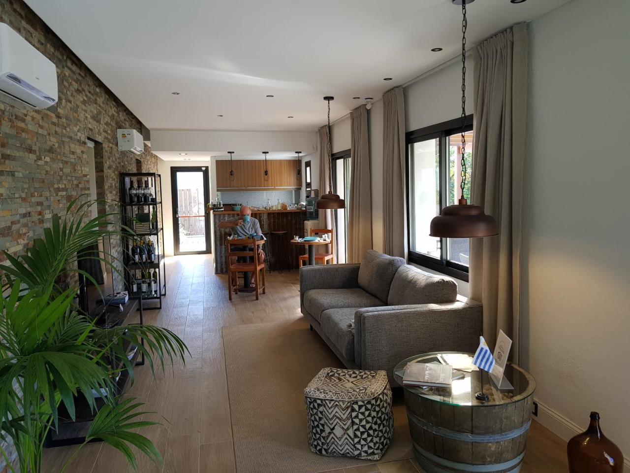 Pizzorno Lodge & Wine Progreso Bagian luar foto